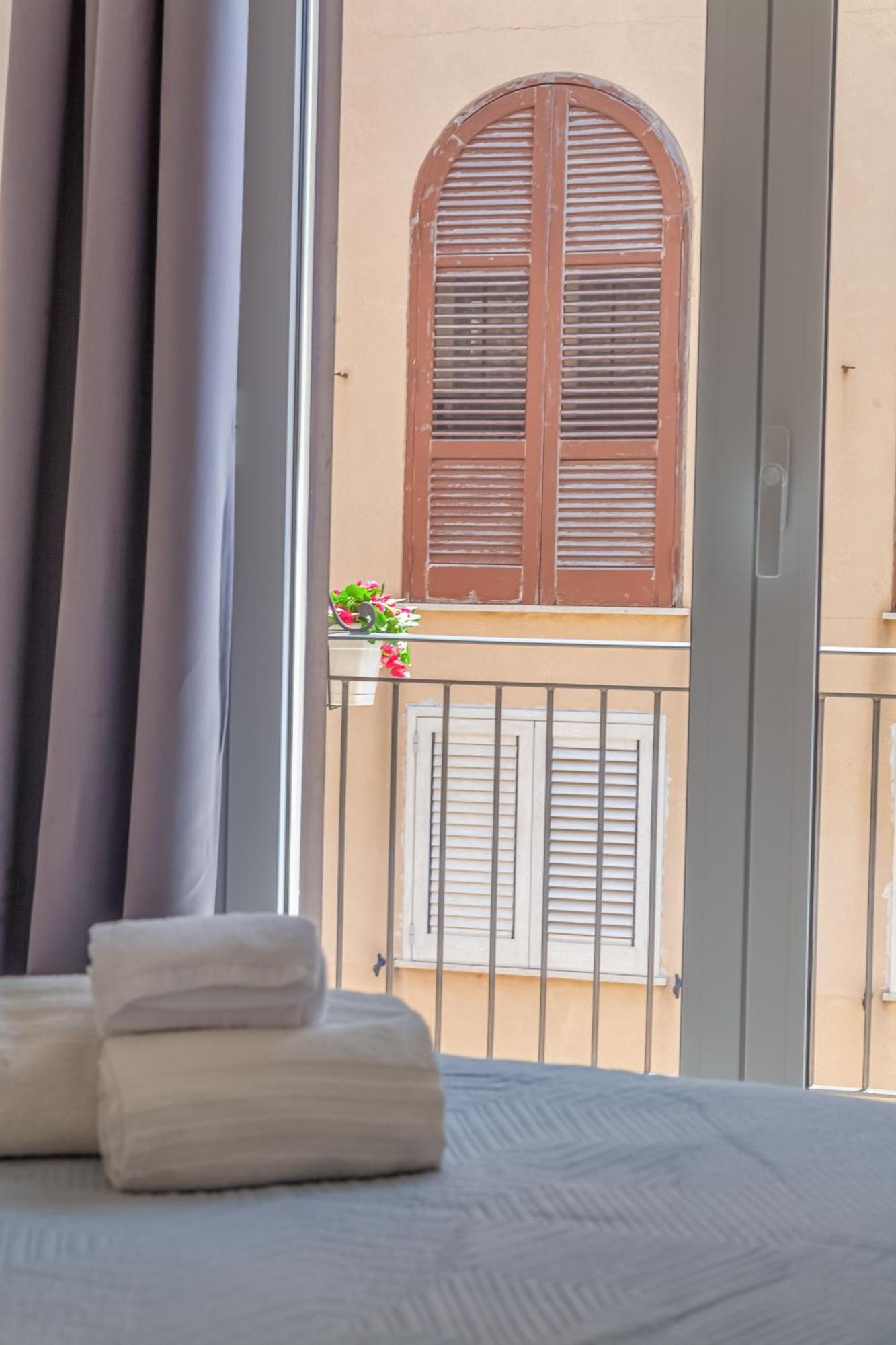 Isgro Rooms Marsala Exterior photo