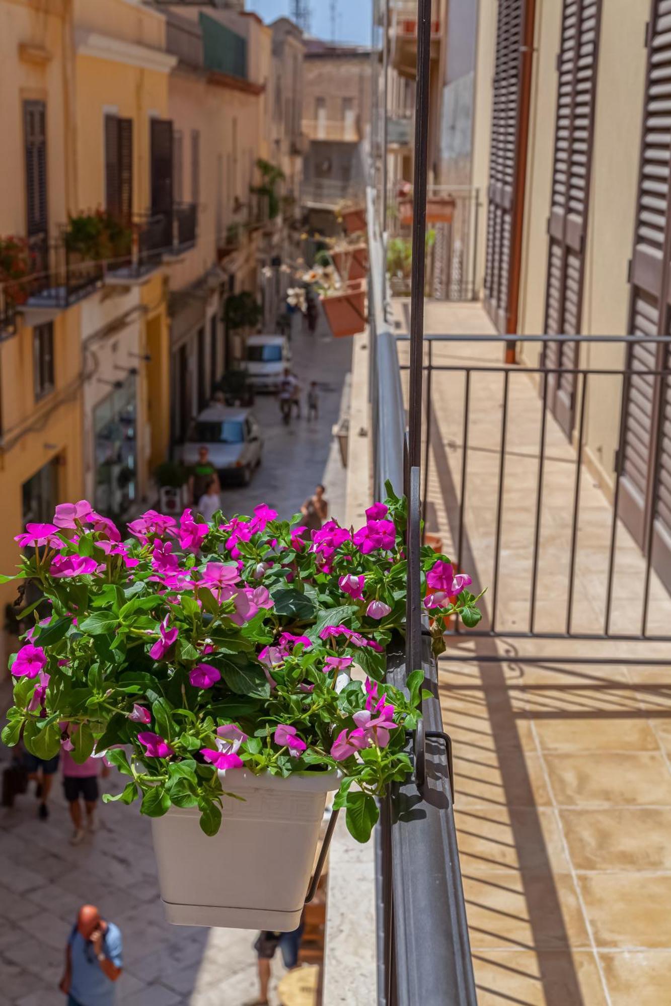 Isgro Rooms Marsala Exterior photo