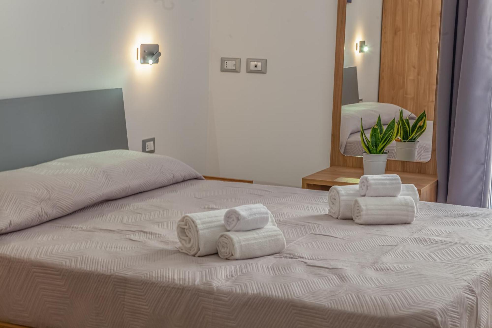 Isgro Rooms Marsala Exterior photo