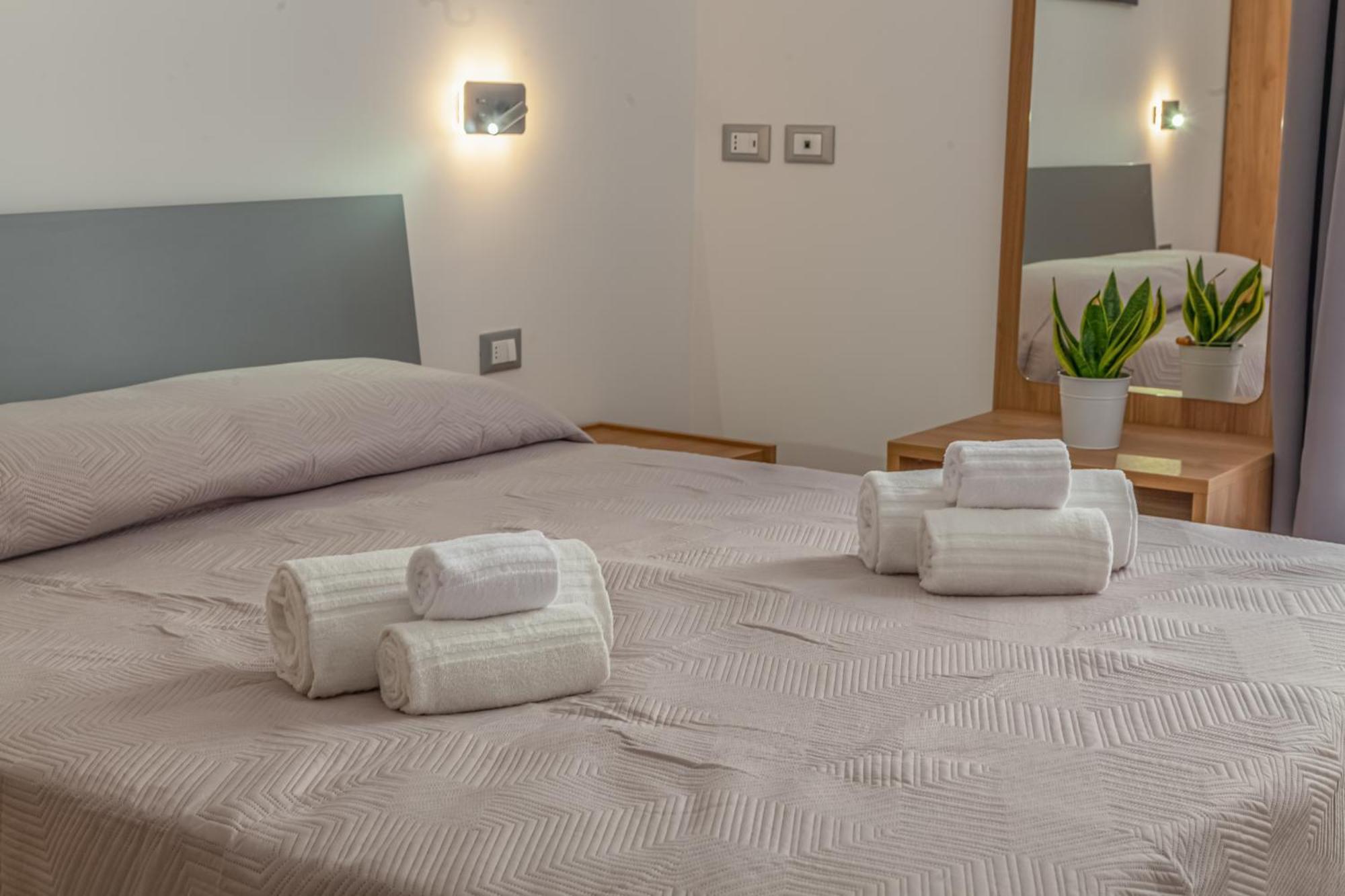 Isgro Rooms Marsala Exterior photo